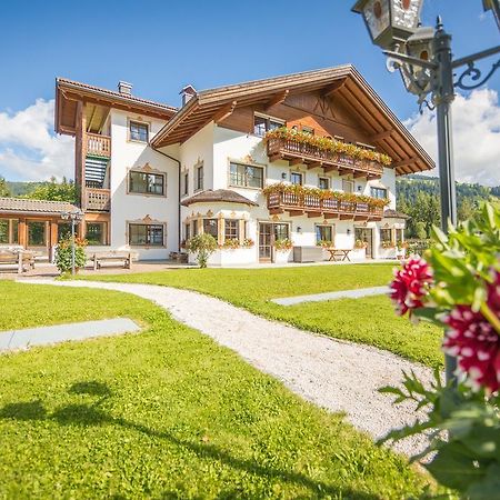 Apartments Hubertushof Toblach Exterior foto